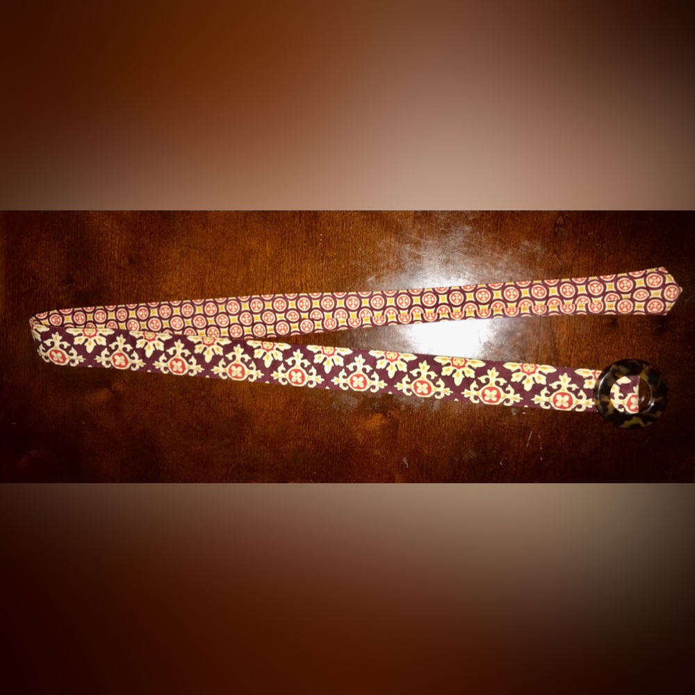 Vera Bradley- Medallion ( Rare Retired Pattern) Turtle Shell Belt